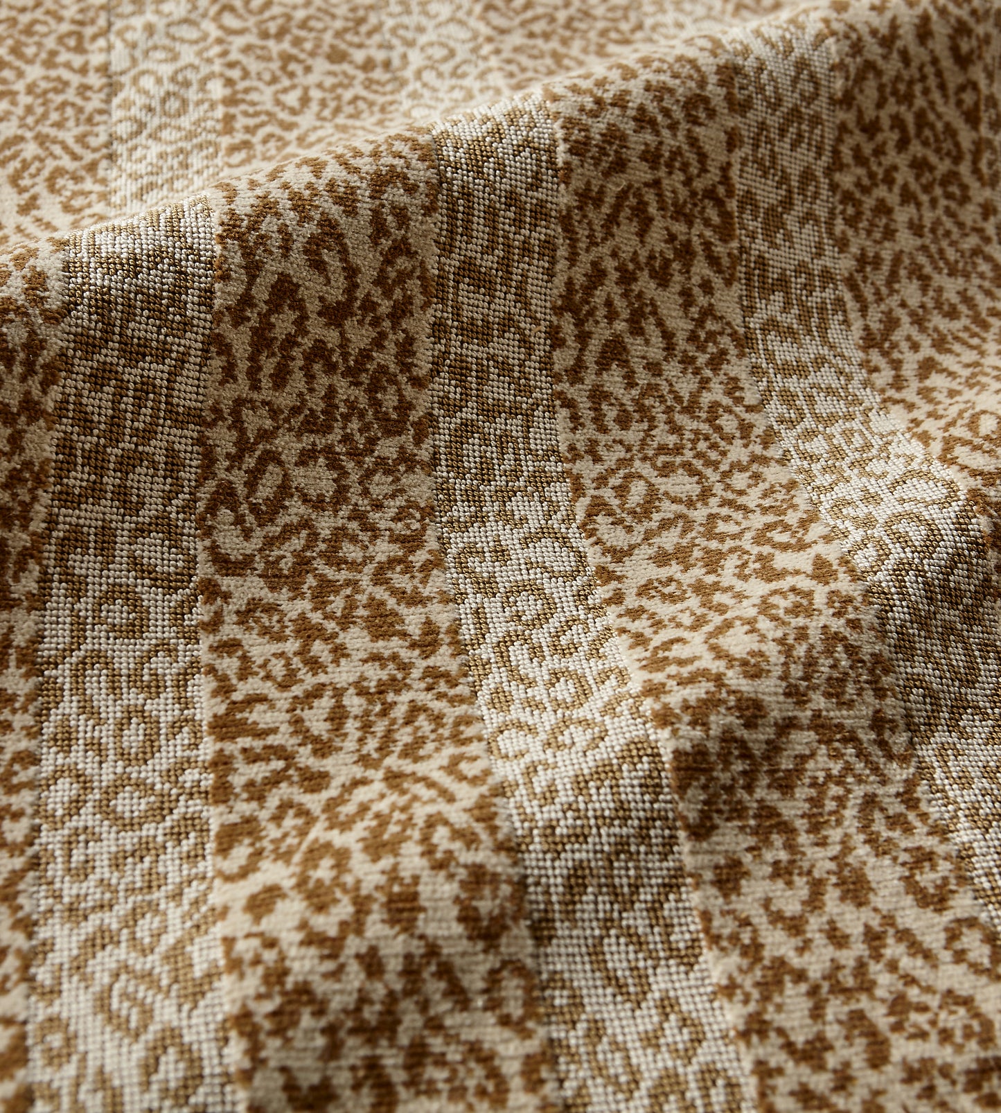 Purchase Scalamandre Fabric Pattern SC 000126423, Corbet Oatmeal 2