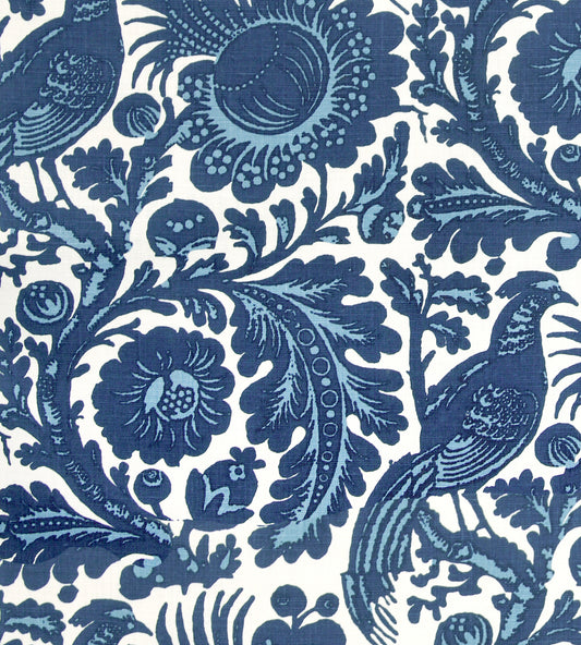 Purchase Scalamandre Fabric Item# SC 000136389, Spoleto - Outdoor Light & Dark Blue On White 1