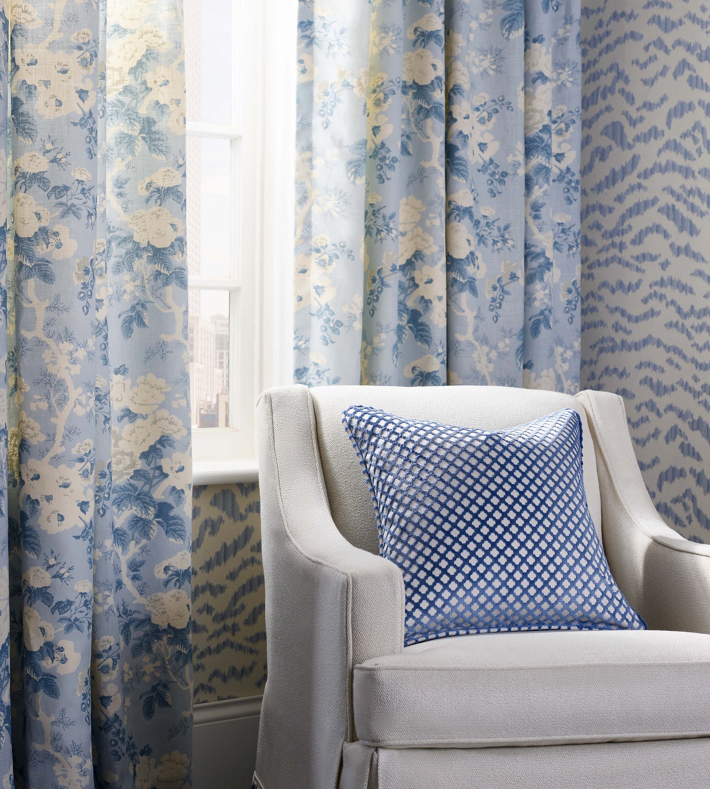 Purchase Scalamandre Fabric Item# SC 000216602, Ascot Linen Print Sky 2