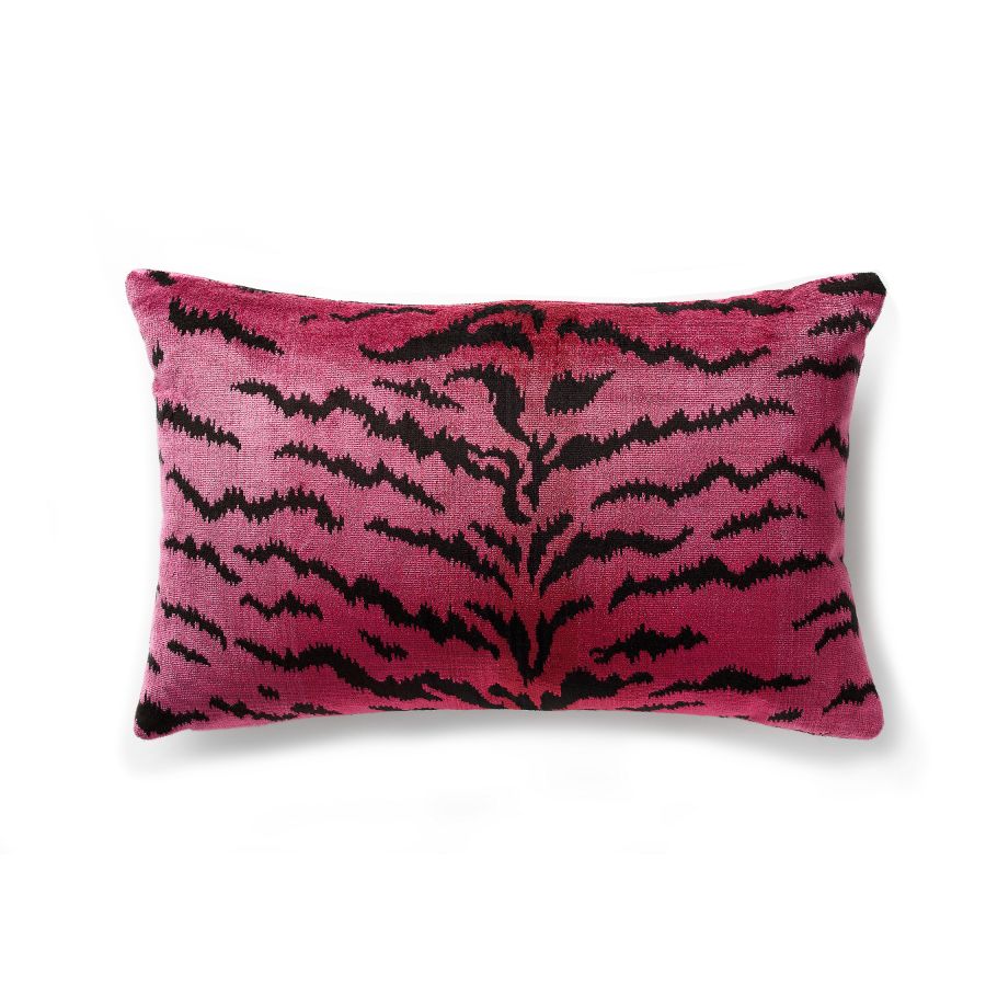 Purchase SCLTIGRPILL0003 Tigre, Reds & Black - Scalamandre Pillows