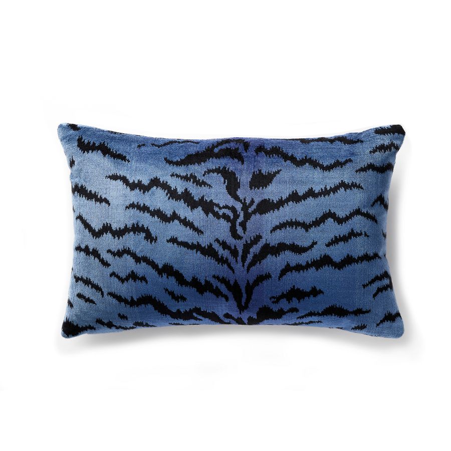Purchase SCLTIGRPILL0004 Tigre, Blues & Black - Scalamandre Pillows