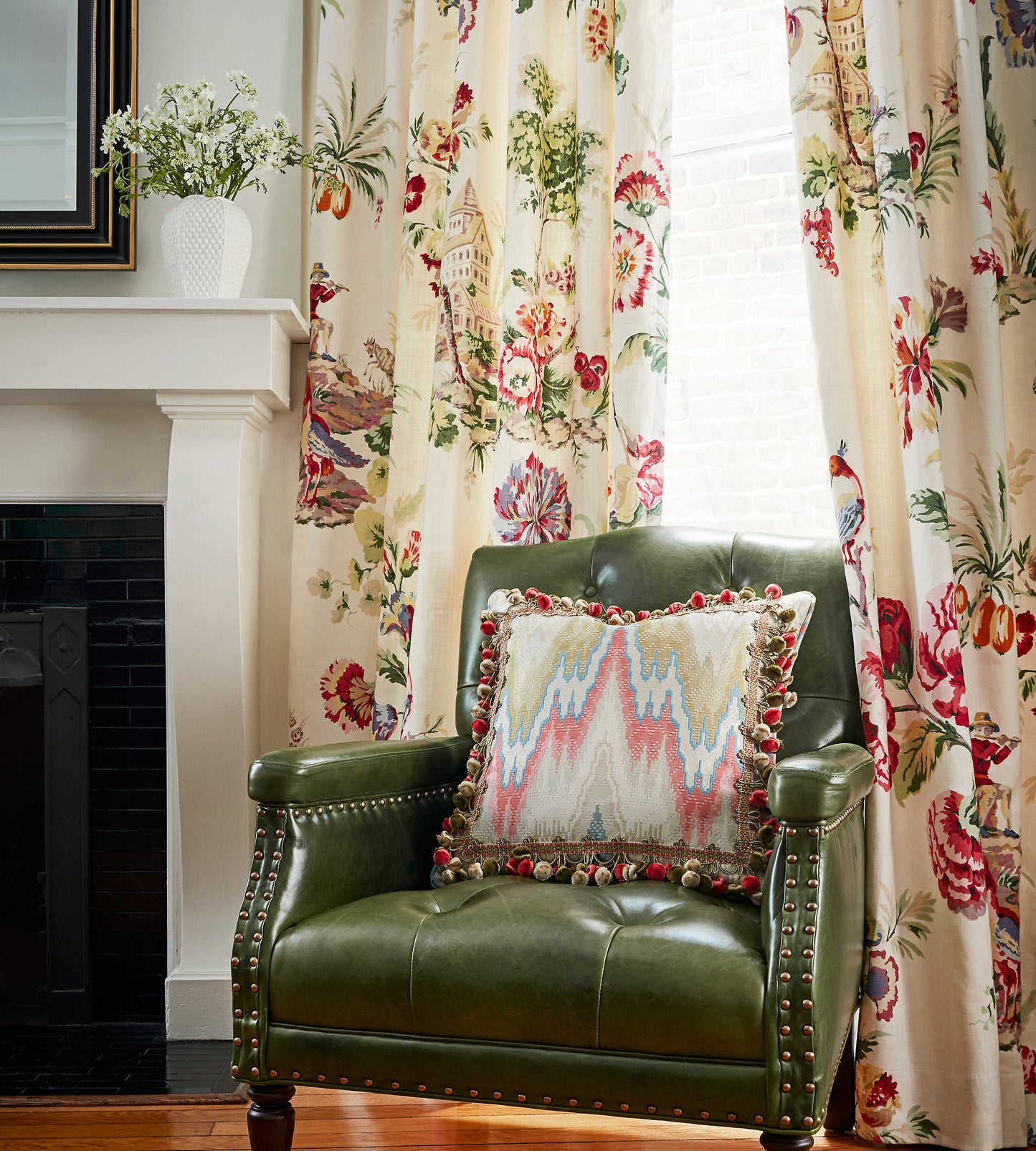 Purchase Scalamandre Fabric Product# SC 000116584, Somerset Linen Print Bloom 5