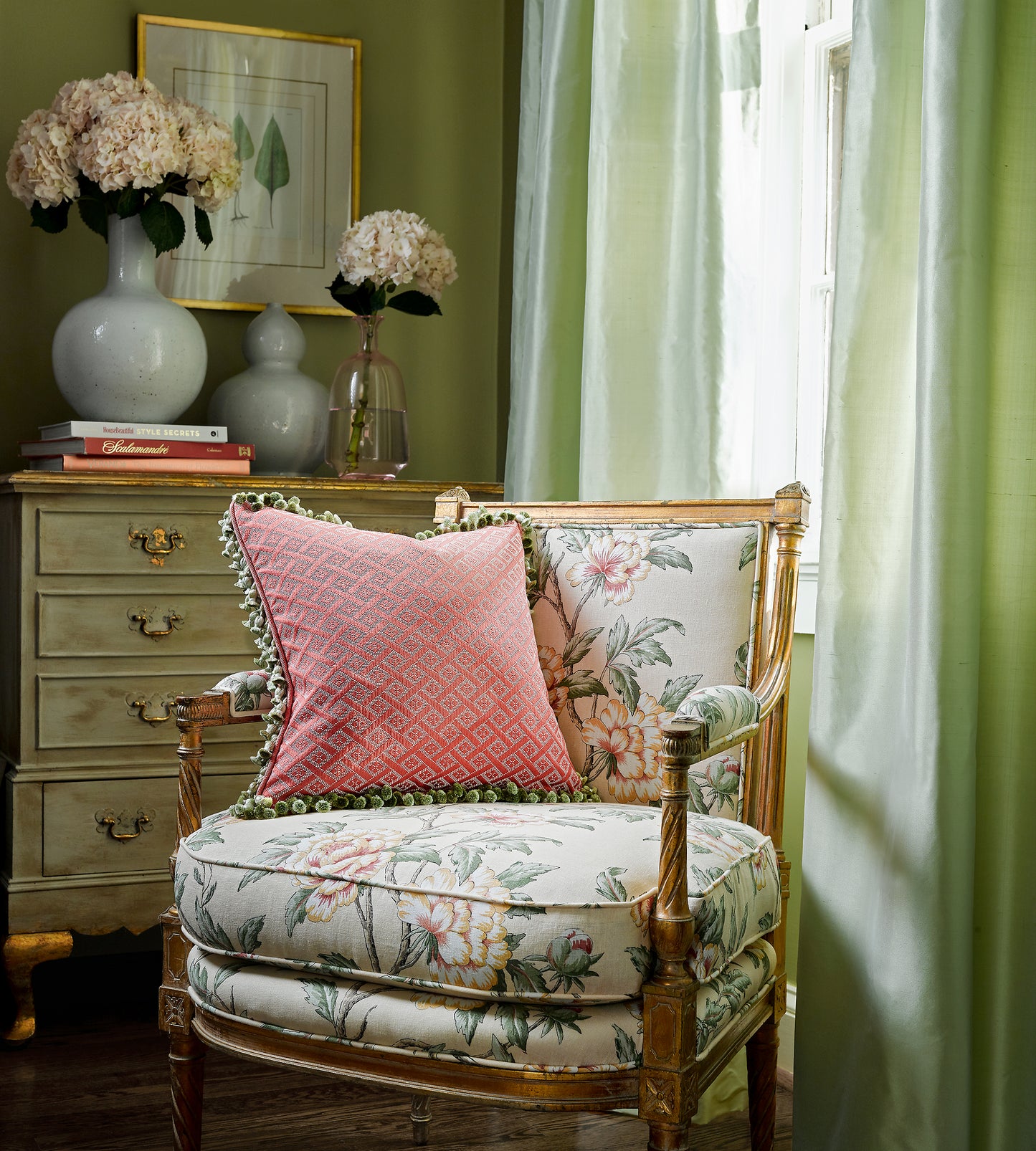 Purchase Scalamandre Fabric Product# SC 000216616, Peonia Linen Print Emerald Isle 5