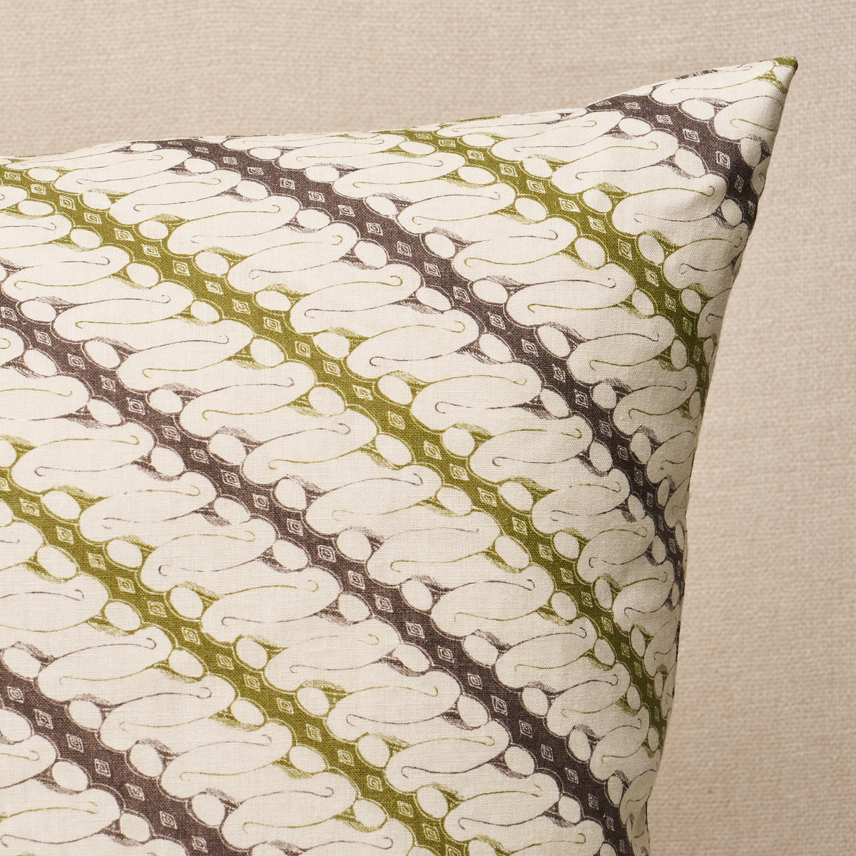 Purchase So18205007 | Ronnie Pillow, Green - Schumacher Pillows