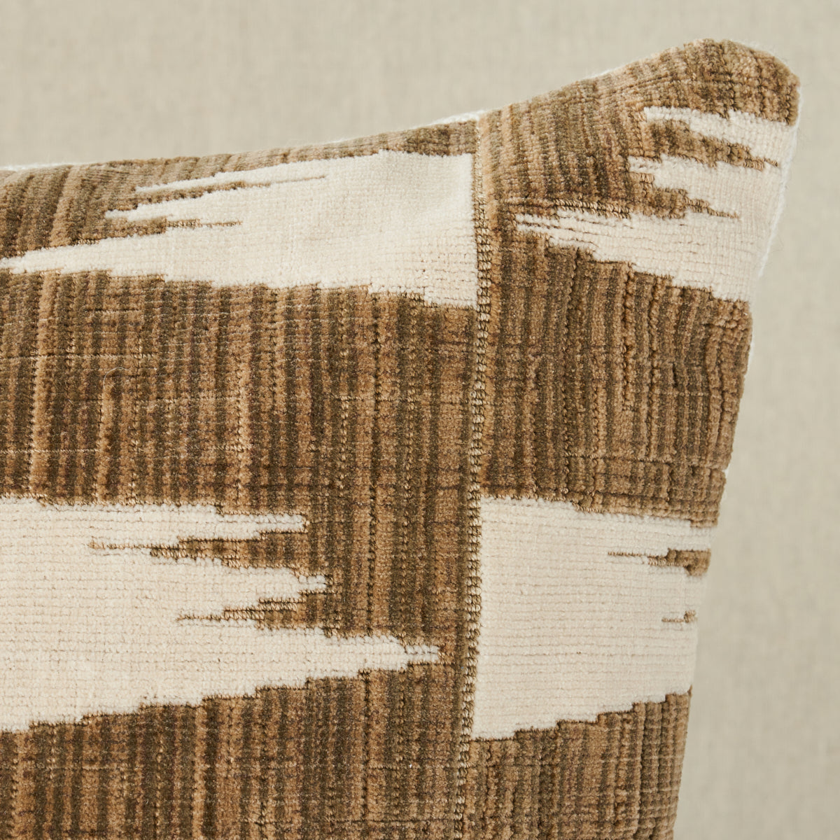 Purchase So7122405 | Tutsi Pillow, Natural/Ivory - Schumacher Pillows