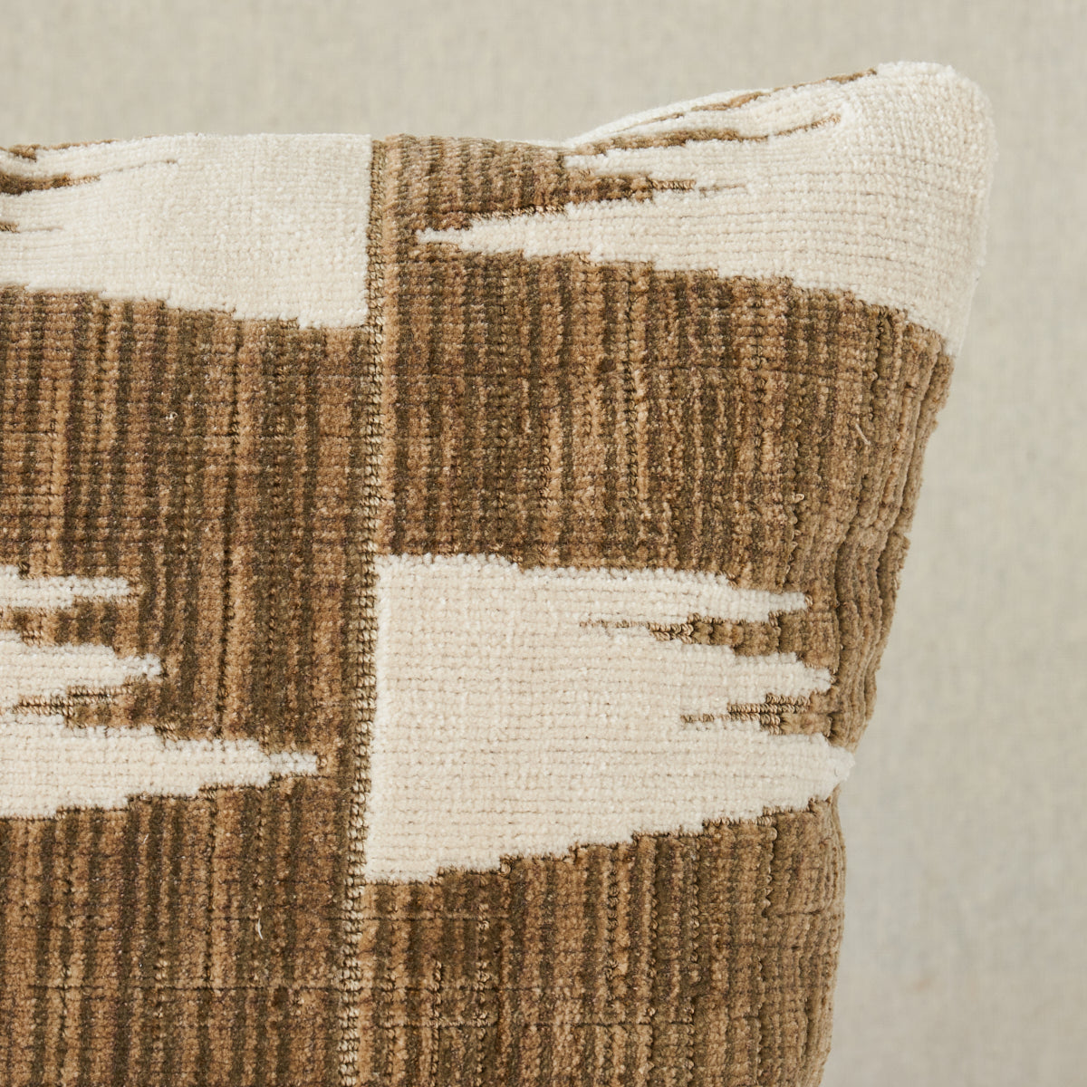 Purchase So7122418 | Tutsi Pillow, Natural/Ivory - Schumacher Pillows