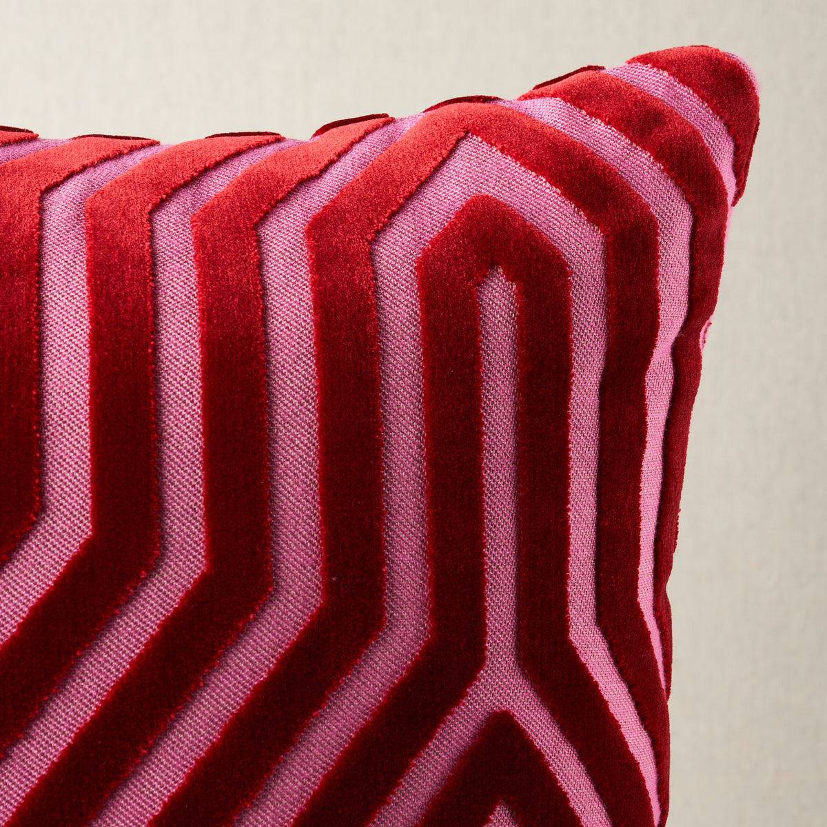 Purchase So8300106 | Vanderbilt Velvet Pillow, Fuchsia - Schumacher Pillows