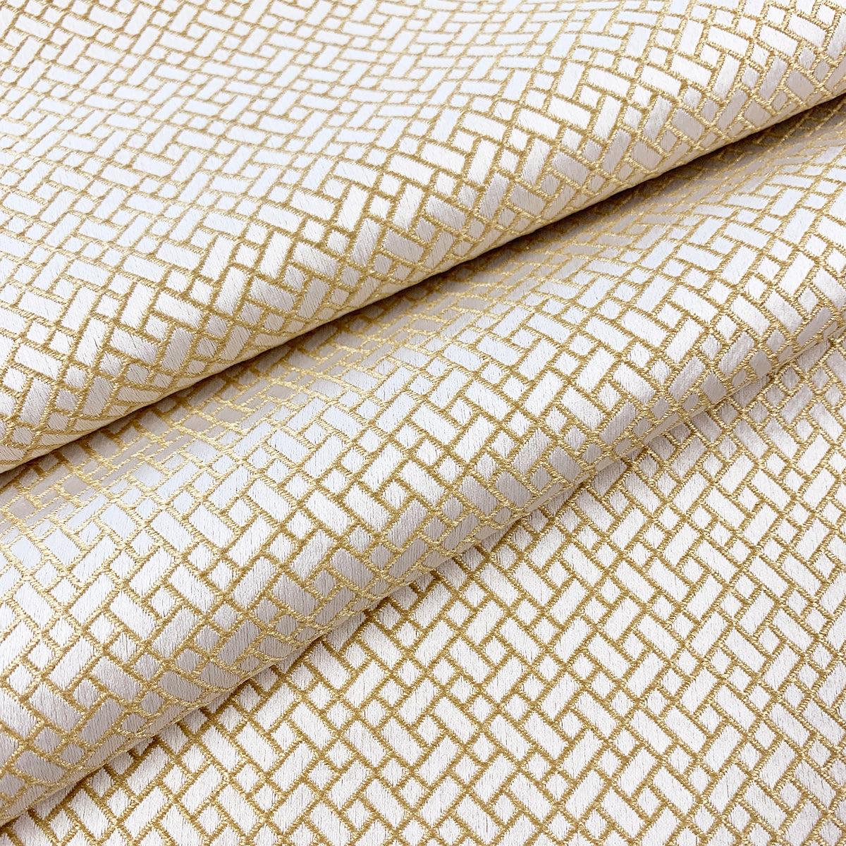 Purchase Mag Fabric Product 10666 Trento Blonde Fabric