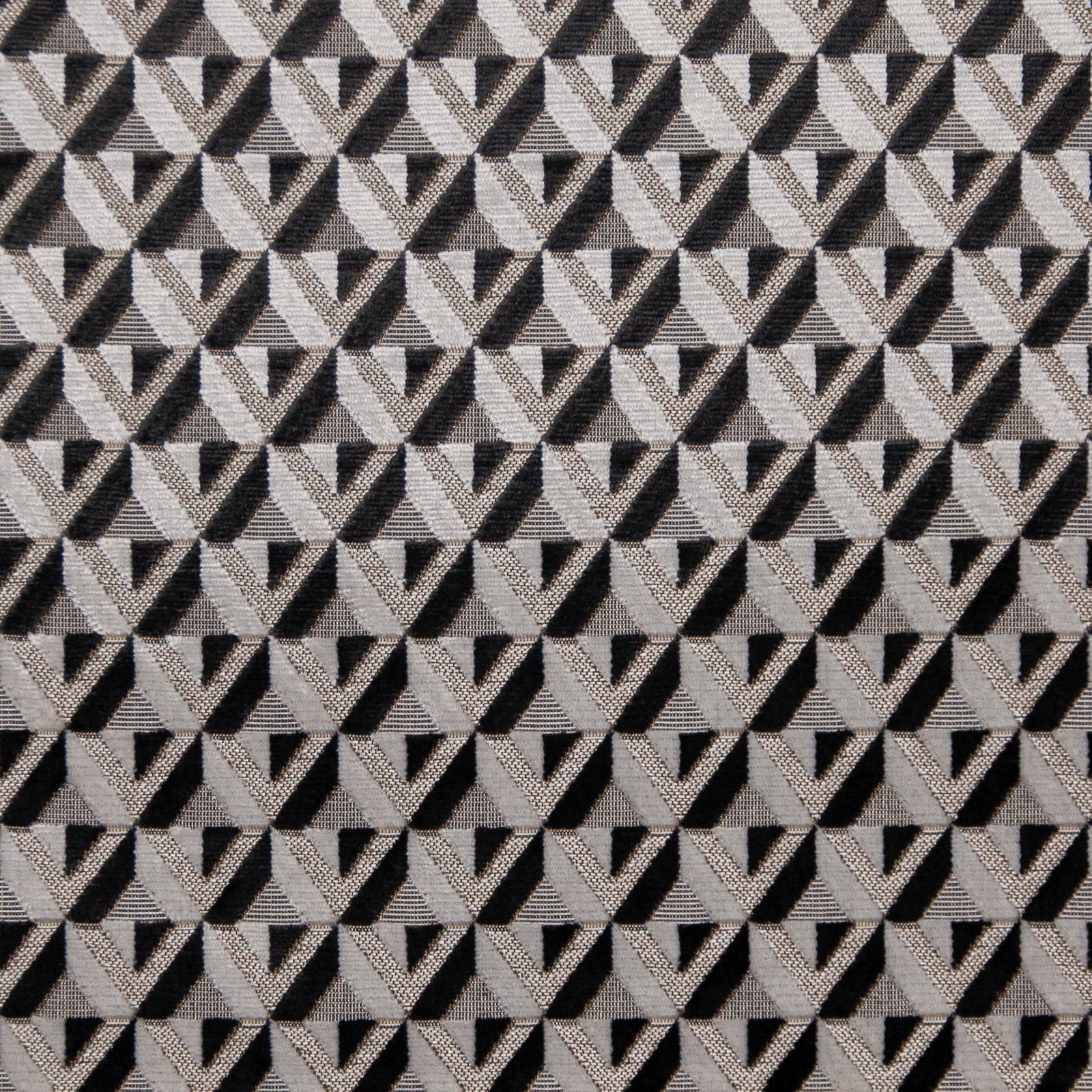 Vinovo 618 Tuxedo - Maxwell Fabric