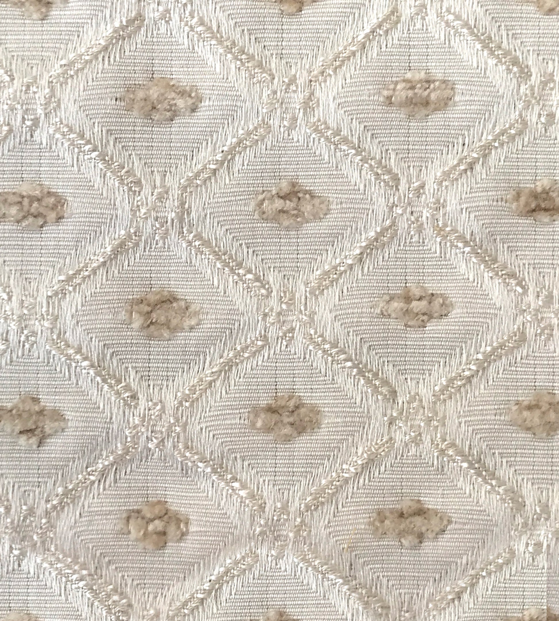 Purchase Old World Weavers Fabric Product# VG 00010126, Jewel Tones Ivory 1