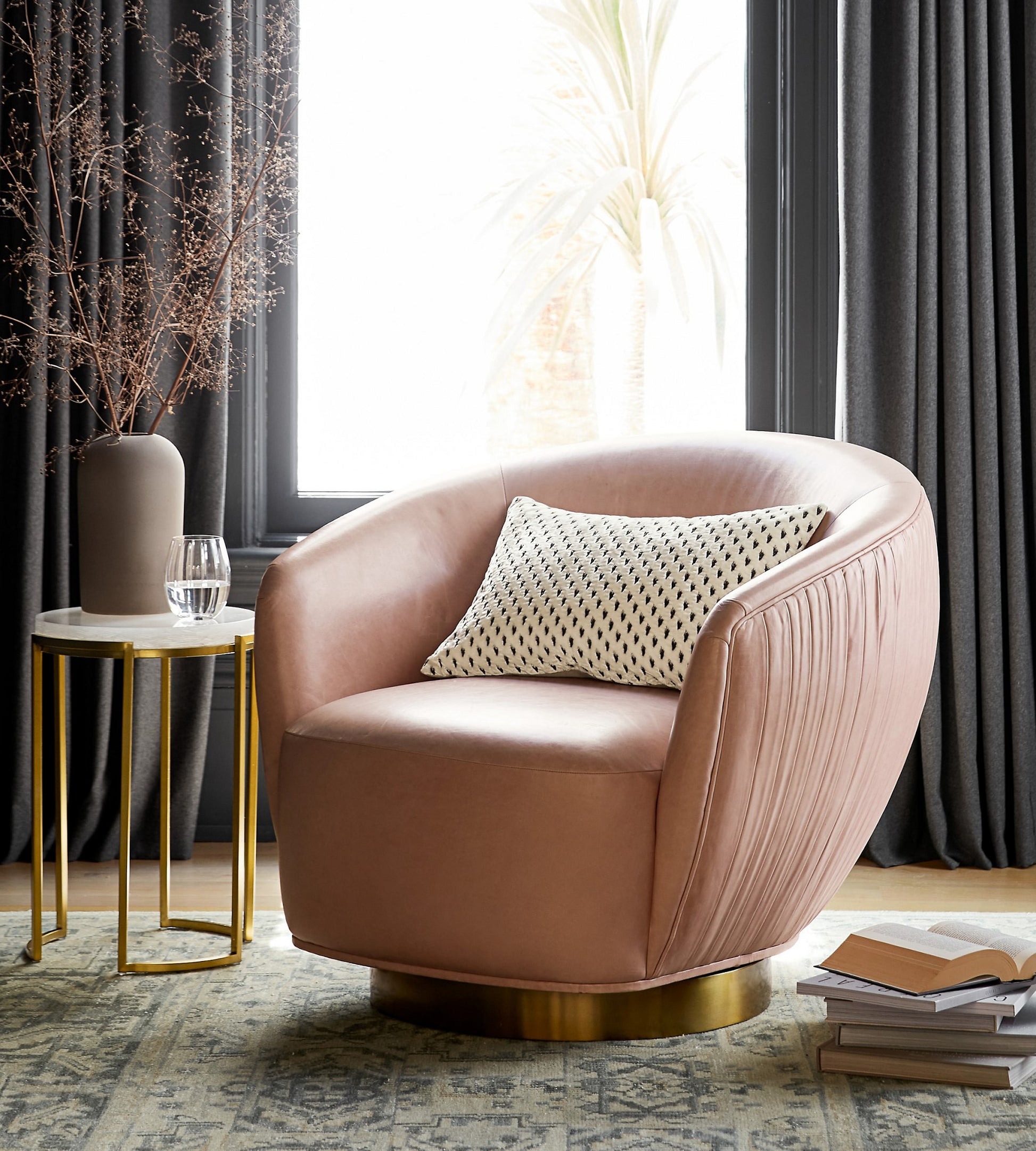 Purchase Old World Weavers Fabric Pattern number ZS 00014862, Ermine Winter White 3