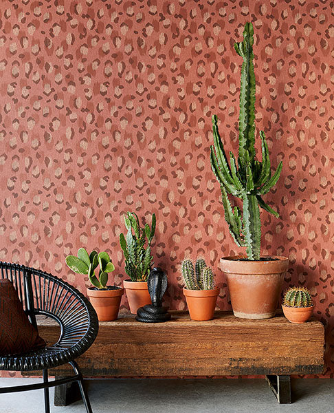 Shop 300542 Skin Javan Rust Leopard Rhubarb Eijffinger Wallpaper