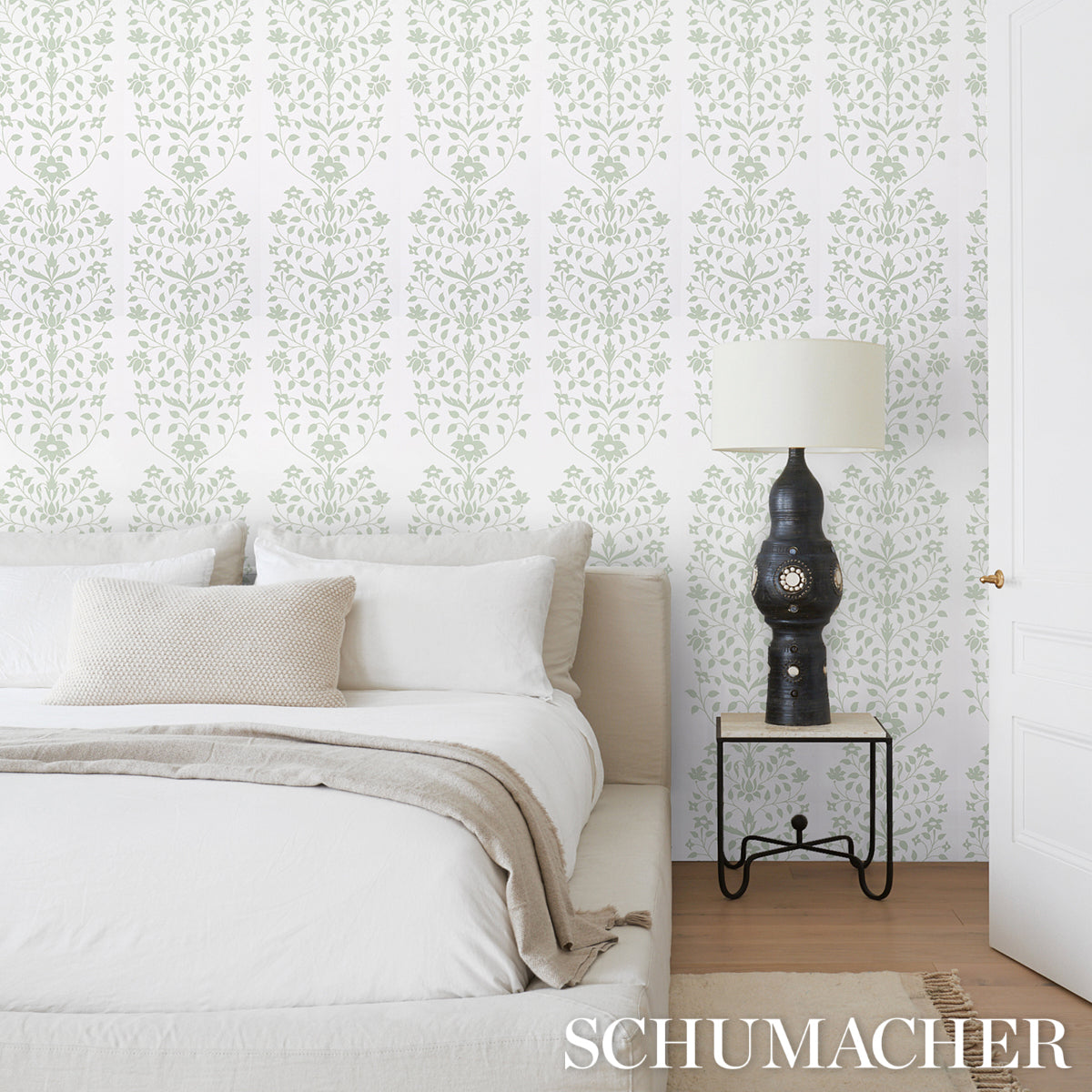 Purchase 5014461 | Jaipur Mughal Flower, Green - Schumacher Wallpaper