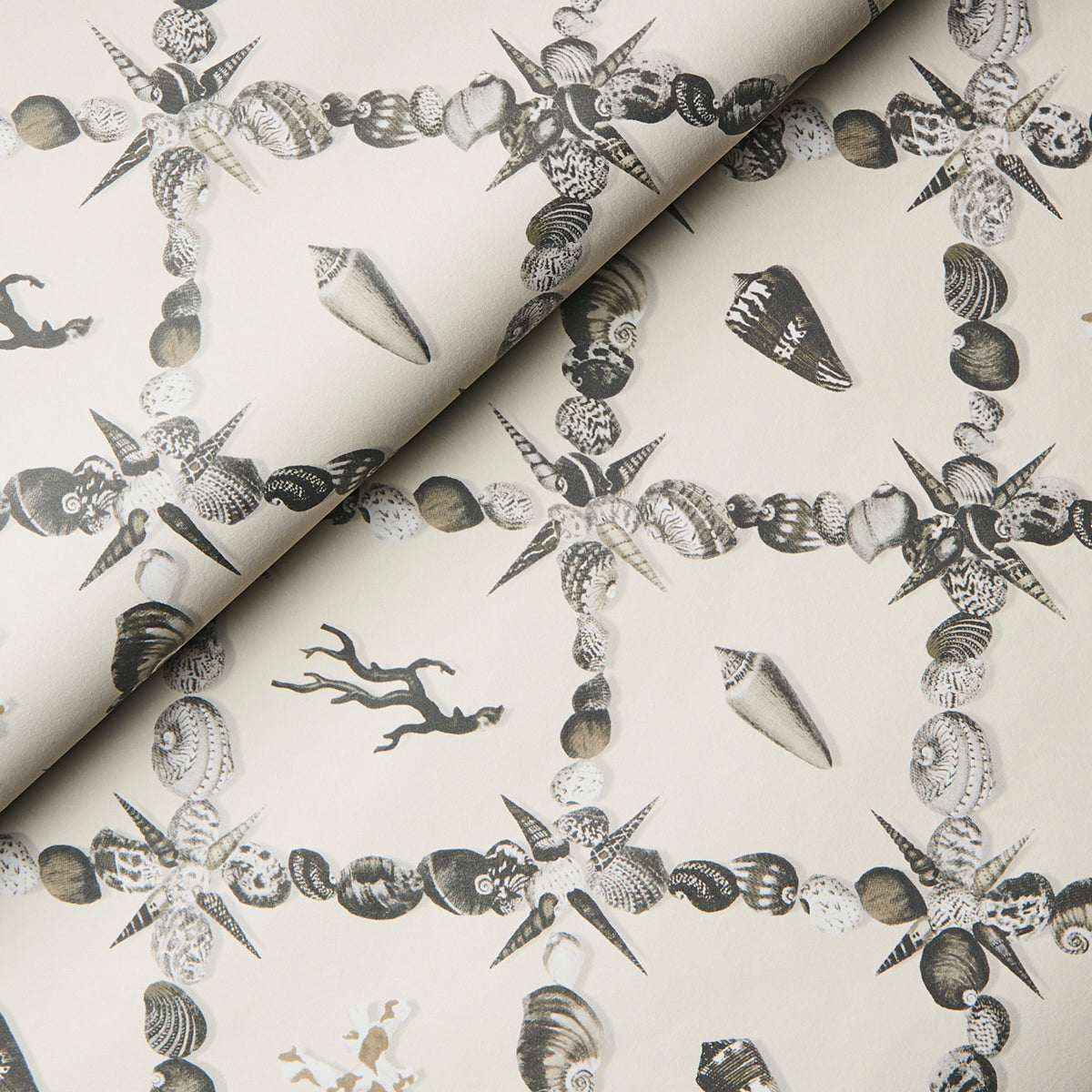 5014491 | Grotto Treillage, Grisaille - Schumacher Wallpaper