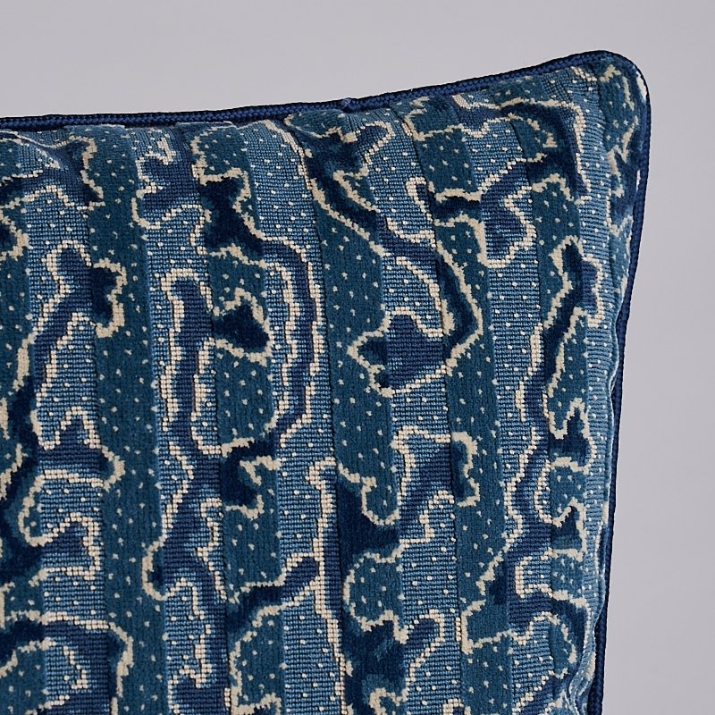 So7056017 Chinois Fret Pillow Sky/Ivory By Schumacher Furniture and Accessories 1,So7056017 Chinois Fret Pillow Sky/Ivory By Schumacher Furniture and Accessories 2,So7056017 Chinois Fret Pillow Sky/Ivory By Schumacher Furniture and Accessories 3,So7056017 Chinois Fret Pillow Sky/Ivory By Schumacher Furniture and Accessories 4