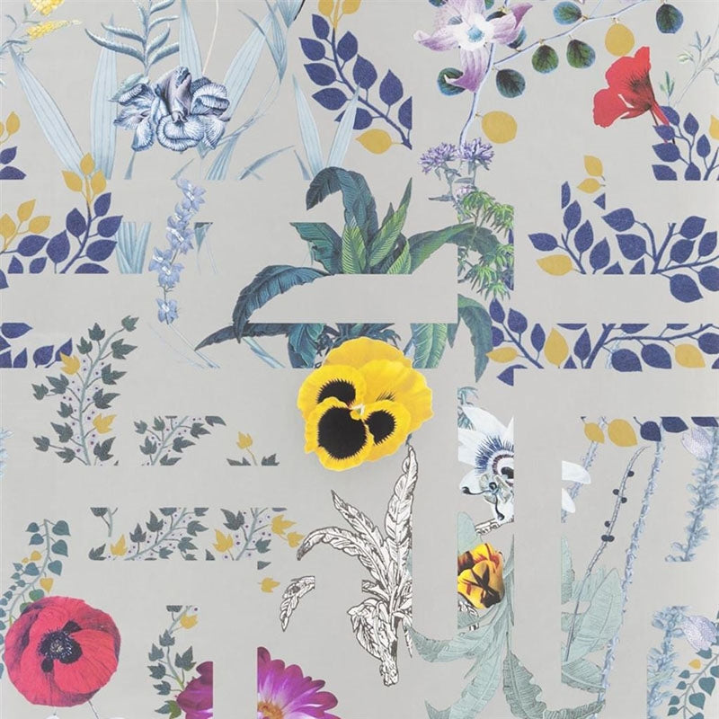 Find PCL7018/03 Primavera Labyrinthum Argent by Designer Guild Wallpaper