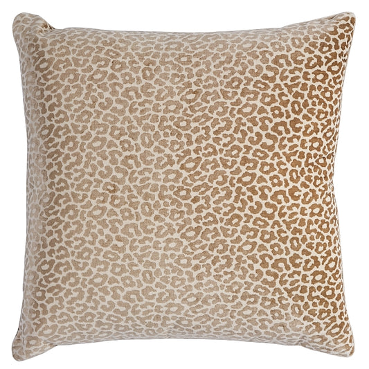 So6882604 | Madeleine 18" Pillow, Natural - Schumacher Furniture and Accessories