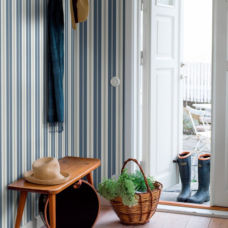 Looking 8885 sandhamn stripe blue borastapeter wallpaper